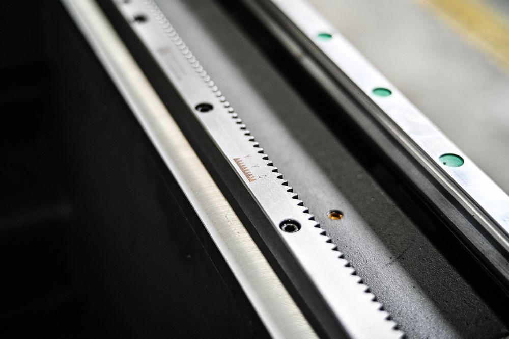 Profesjonalna przemysłowa masz – Industrial Fiber Laser Cutting Machine recenzja i cena